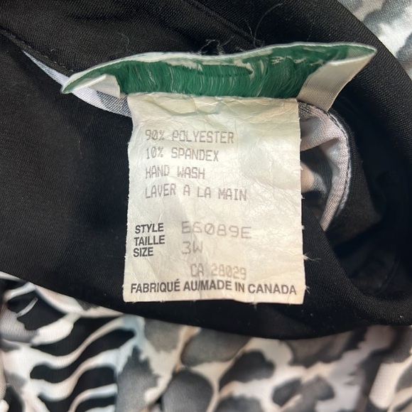 VINTAGE Bantry Bay By Tina Camato Black White Grey Animal Print Zip Up Blouse 3W - Picture 8 of 8